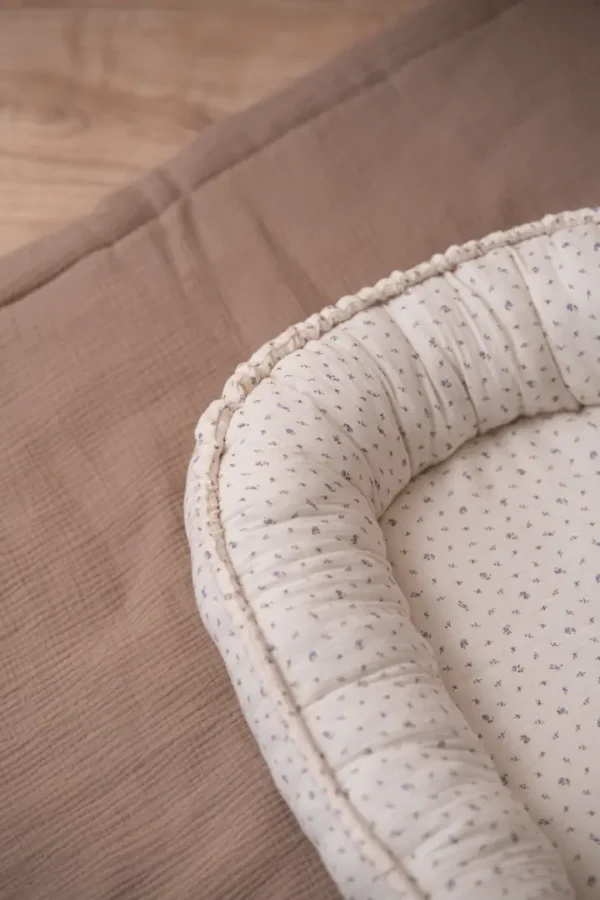 Muslin Boho Baby Nest in Cottage Style - Image 4